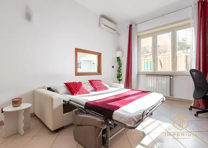 Teano - 10min To Colosseo, 100mt To Metro, A-c, 2 Bedrooms