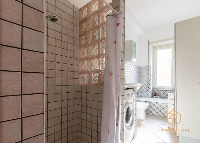 Teano - 10min To Colosseo, 100mt To Metro, A-c, 2 Bedrooms * רומא